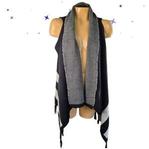 LA COALITION Open Front Sleevelessstripe Tassled Vest Shawl Black White Medium